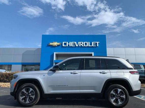 JEEP GRAND CHEROKEE 2024 1C4RJYB60RC117139 image